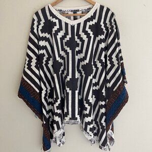DOUBLE D RANCH Brown & White Geometric Reversible Cotton Poncho: Small/Medium